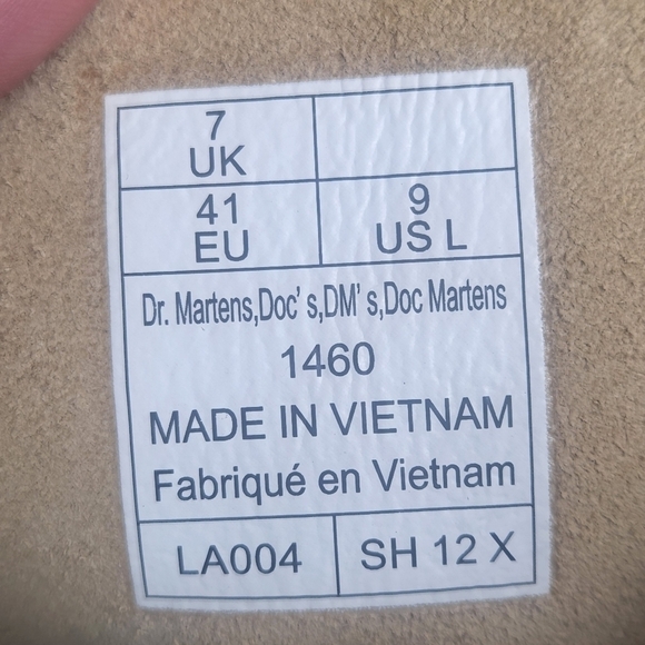 Host Pick 🎉 New Dr. Martens 1460 8-Eye Boot - Parchment / Floral Mashup - Picture 12 of 13